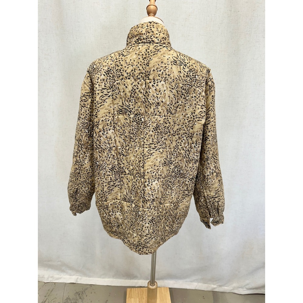 Clio Vintage 90s Quilted Jacket Medium Tan Vintage Animal Print Silk Puffer Coat - Picture 13 of 16